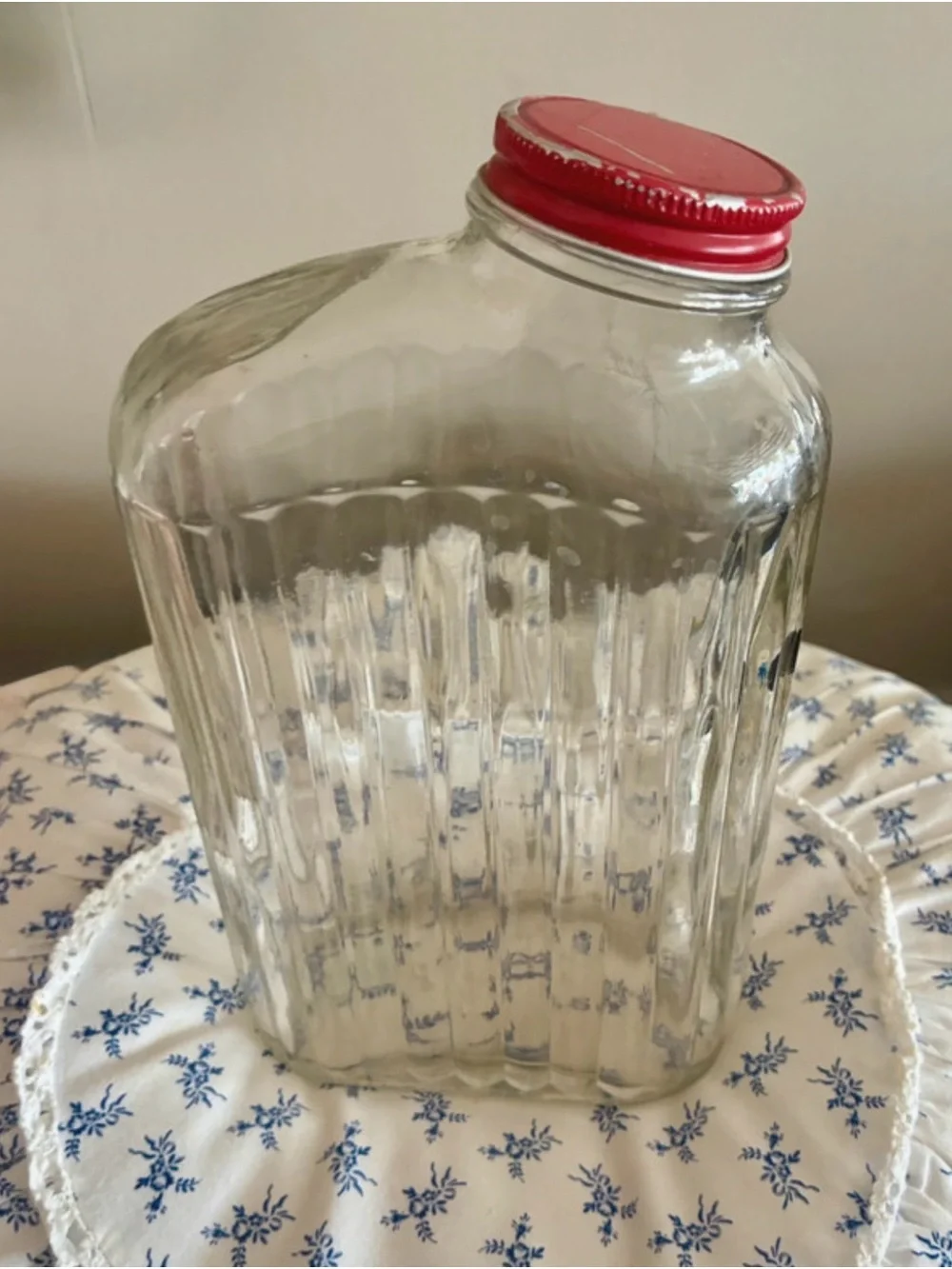 Vintage Ribbed Glass Refrigerator Ice Box Water Bottle Red Lid
